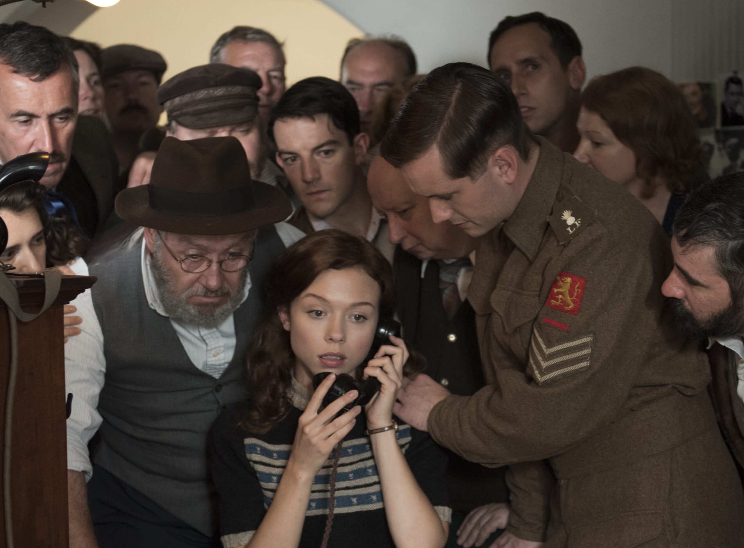 ウイスキーと2人の花嫁』 – 金星シネマ